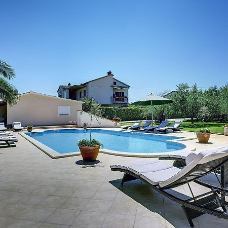 Zum Sandstrand Sind Es Wenige Gehminuten - Geniessen Sie Aber Auch Die Zeit Am Pool 梅杜林 外观 照片